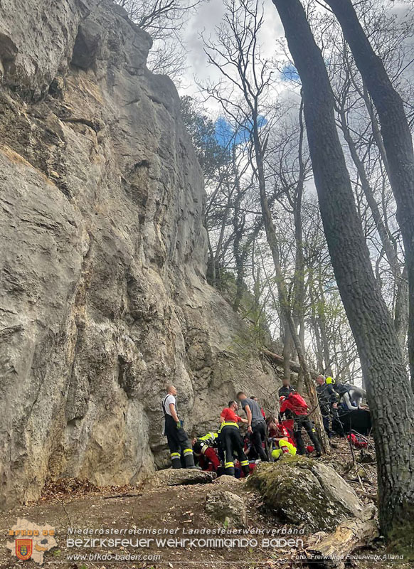 20250405_Kletterunfall im Helenental bei Sattelbach Gemeinde Heiligenkreuz  Foto: Freiwillige Feuerwehr Alland