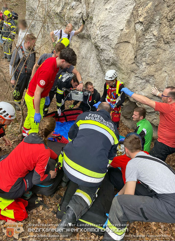 20250405_Kletterunfall im Helenental bei Sattelbach Gemeinde Heiligenkreuz  Foto: Freiwillige Feuerwehr Alland