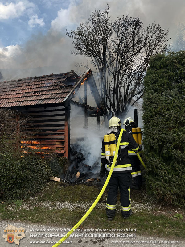 20250405_Brand auf dem Areal eines Pferdehofs in Maria Raisenmarkt Gemeinde Alland   Foto: Magdalena Freiller FF Maria Raisenmarkt