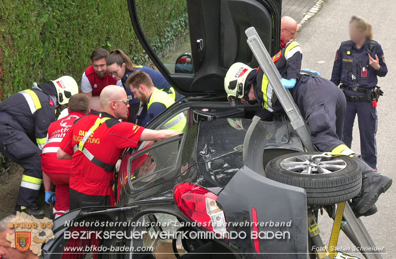 20250417_Verkehrsunfall mit Personenrettung in Großau NÖ Foto: Stefan Schneider BFKDO BADEN 20250417_Verkehrsunfall mit Personenrettung in Großau NÖ Foto: Stefan Schneider BFKDO BADEN