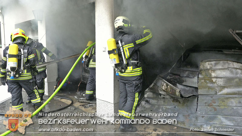 20250530_Garagenbrand - Feuerwehr verhindert Übergreifen auf Wohnräume Foto: Stefan Schneider BFK BADEN 20250530_Garagenbrand - Feuerwehr verhindert Übergreifen auf Wohnräume Foto: Stefan Schneider BFK BADEN