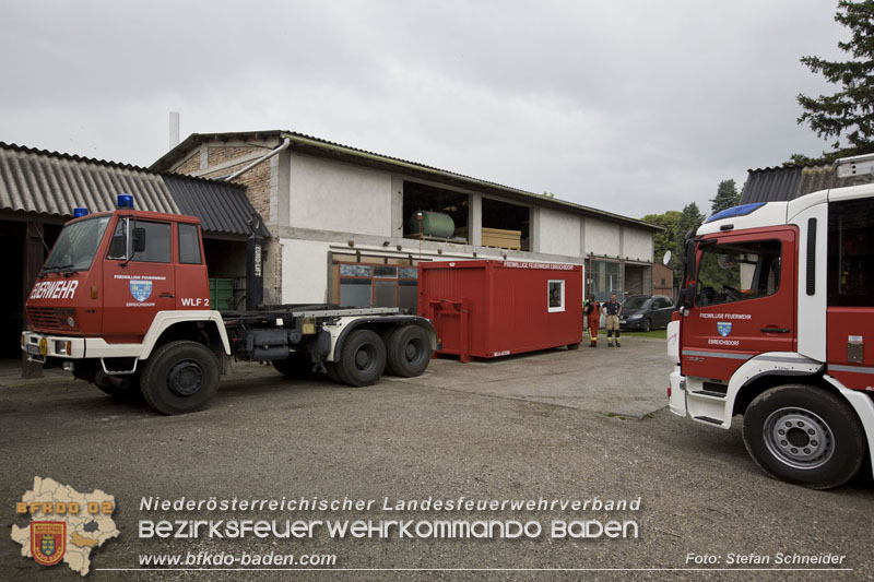 20250530_Garagenbrand - Feuerwehr verhindert Übergreifen auf Wohnräume Foto: Stefan Schneider BFK BADEN 20250530_Garagenbrand - Feuerwehr verhindert Übergreifen auf Wohnräume Foto: Stefan Schneider BFK BADEN