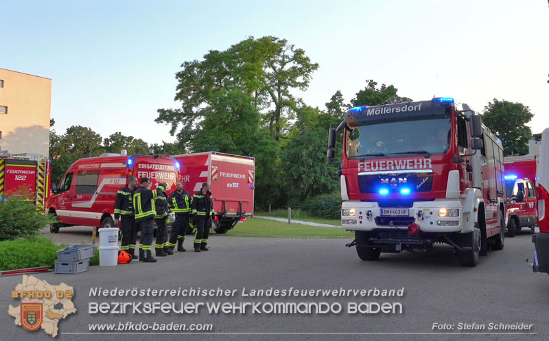 20250613_Feuerwehreinsatz wegen Gebrechen in Tankanlage für ein Notstromaggregat Foto: Stefan Schneider BFKDO BADEN 20250613_Feuerwehreinsatz wegen Gebrechen in Tankanlage für ein Notstromaggregat Foto: Stefan Schneider BFKDO BADEN