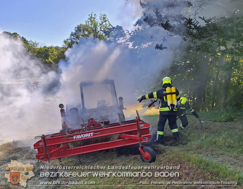 20250701_Landmaschinenbrand bei Heuarbeiten in Reintal bei Weissenbach/Triesting   Foto: Norbert Neumller FF Weissenbach/Triesting