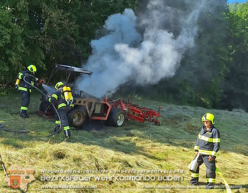 20250701_Landmaschinenbrand bei Heuarbeiten in Reintal bei Weissenbach/Triesting   Foto: Norbert Neumller FF Weissenbach/Triesting