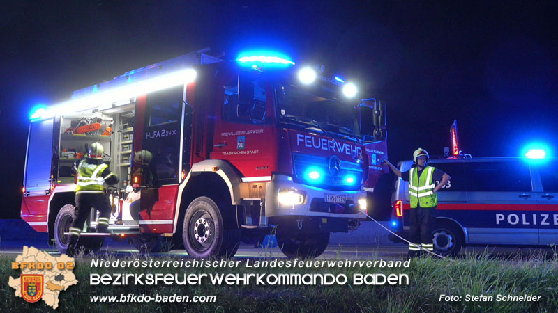 20250701_Nächtlicher Unfall auf der A2 beim Knoten Guntramsdorf Foto: Stefan Schneider BFKDO BADEN