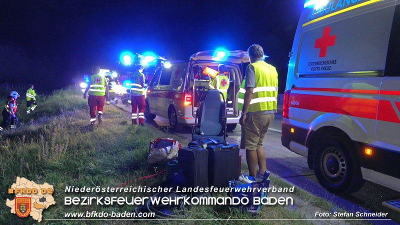 20250701_Nächtlicher Unfall auf der A2 beim Knoten Guntramsdorf Foto: Stefan Schneider BFKDO BADEN