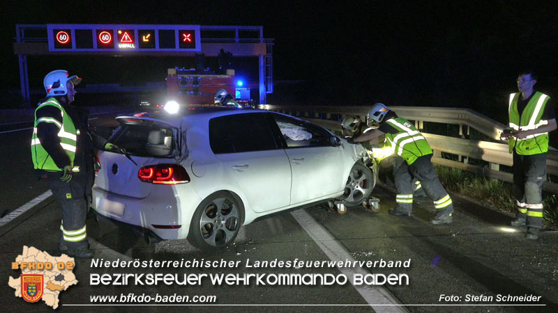 20250701_Nächtlicher Unfall auf der A2 beim Knoten Guntramsdorf Foto: Stefan Schneider BFKDO BADEN