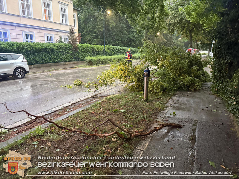 20250706_Erneute Unwetterfront ber dem Bezirk BADEN