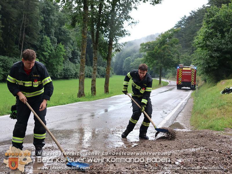 20250712_Unwetterschäden blockieren Passstraße über den „Hals" Foto: ASB Markus Hackl FF Pottenstein 20250712_Unwetterschäden blockieren Passstraße über den „Hals" Foto: ASB Markus Hackl FF Pottenstein