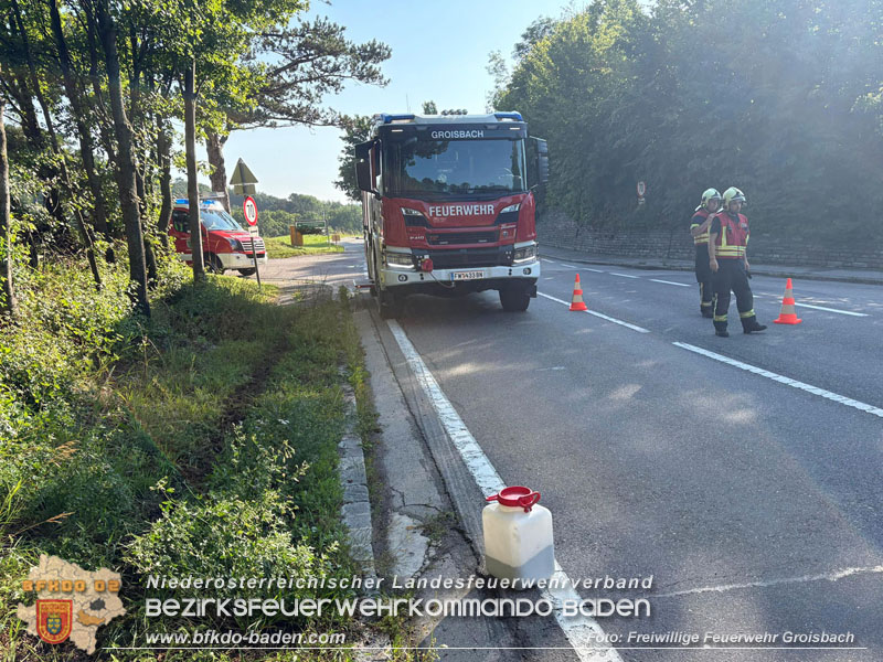 20250719_Erfolgreiche Personensuche nach Verkehrsunfall auf der LB11 Foto: Freiwillige Feuerwehr Groisbach 20250719_Erfolgreiche Personensuche nach Verkehrsunfall auf der LB11 Foto: Freiwillige Feuerwehr Groisbach