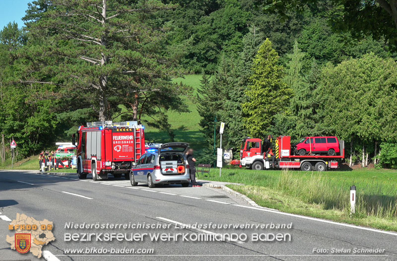 20250719_Erfolgreiche Personensuche nach Verkehrsunfall auf der LB11 Foto: Stefan Schneider BFKDO BADEN 20250719_Erfolgreiche Personensuche nach Verkehrsunfall auf der LB11 Foto: Stefan Schneider BFKDO BADEN
