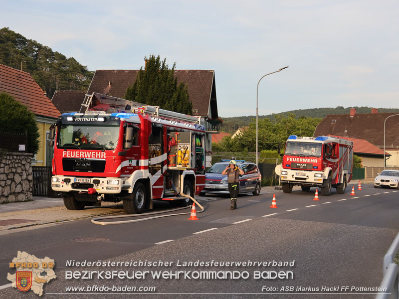 20250720_Ölfilm auf der Triesting  Foto: ASB ÖA Markus Hackl FF Pottenstein