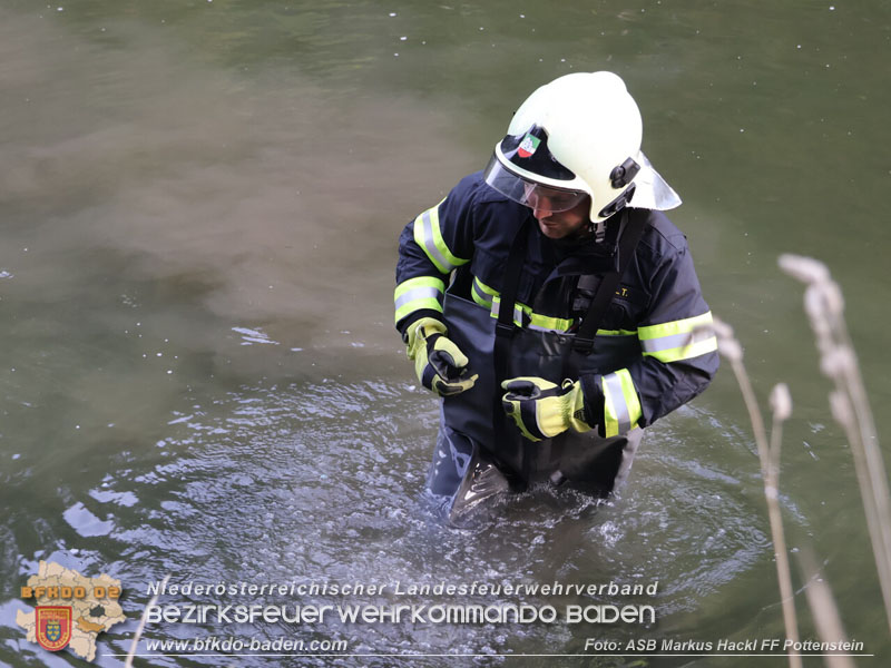 20250720_Ölfilm auf der Triesting  Foto: ASB ÖA Markus Hackl FF Pottenstein
