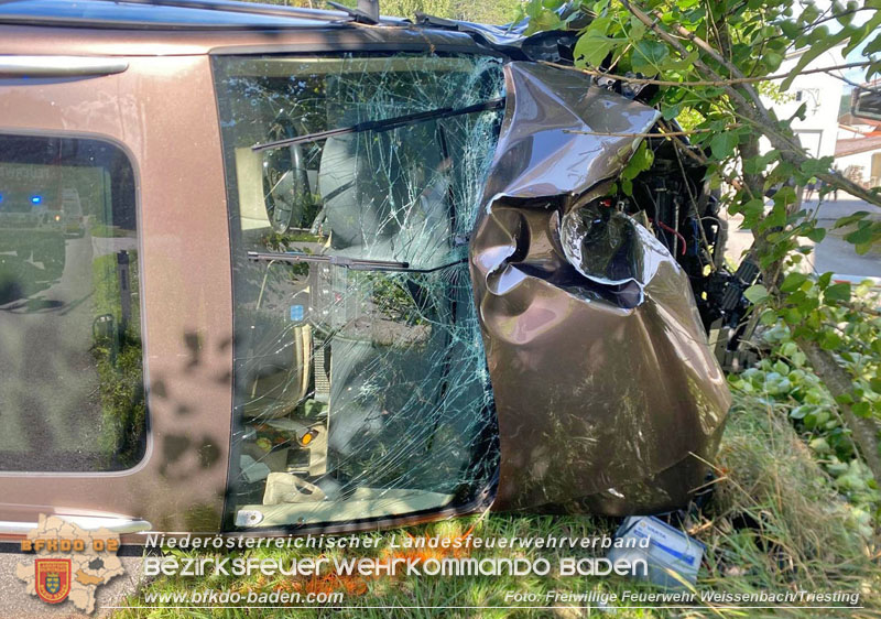 20250803_Schwerer Verkehrsunfall auf der B18 in Weissenbach a.d.Triesting  Foto: FF Weissenbach/Triesting