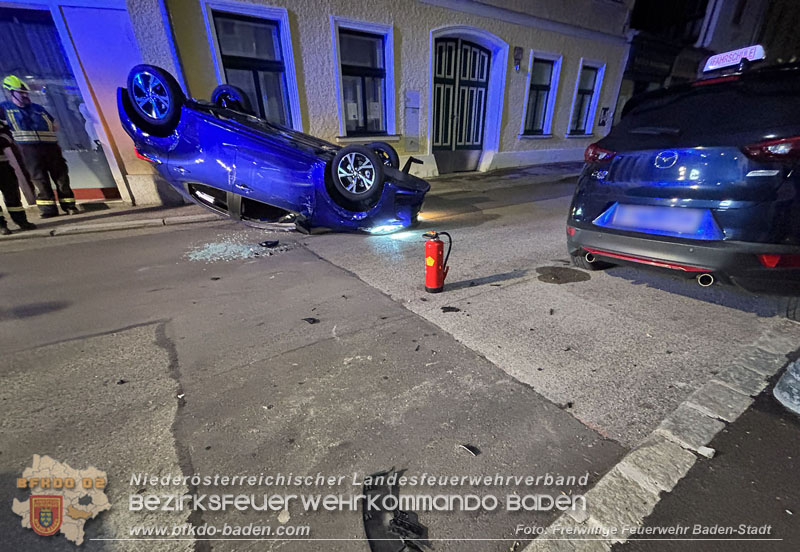 20250805_Fahrzeugüberschlag im Badener Stadtgebiet  Foto: Viktor van de Castell FF Baden-Stadt