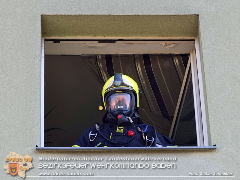 20250808_Alarmierter Brand in Kottingbrunner Wohnhausanlage  Foto: Stefan Schneider BFK BADEN