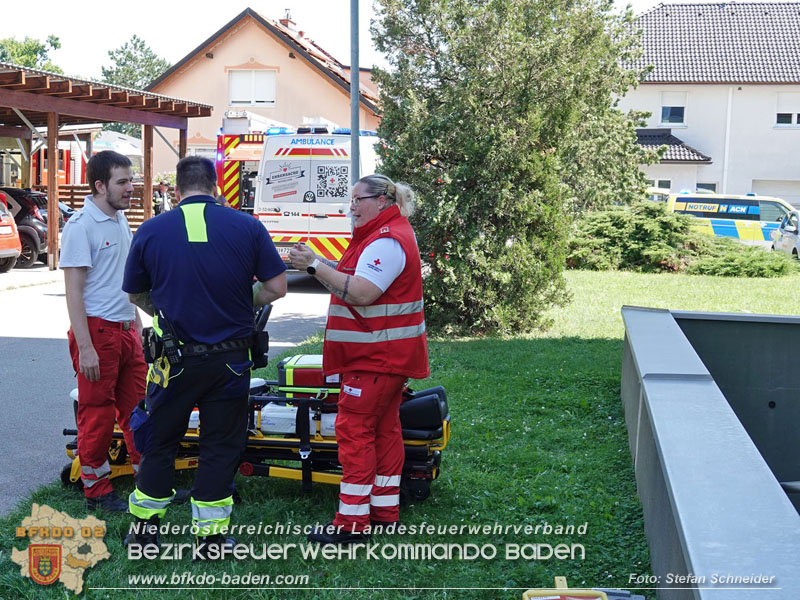 20250808_Alarmierter Brand in Kottingbrunner Wohnhausanlage  Foto: Stefan Schneider BFK BADEN