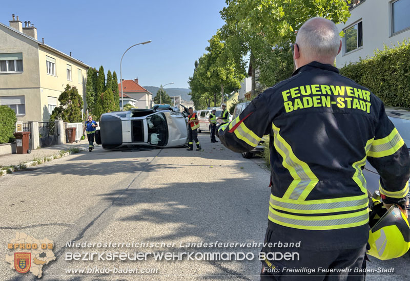 20250814_Verkehrsunfall im Stadtgebiet von Baden  Foto: Freiwillige Feuerwehr Baden-Stadt