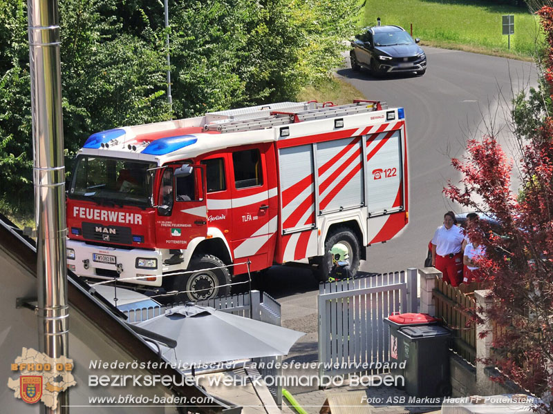 20250815_Wohnhausbrand am Ortsrand von Pottenstein  Foto: ASB Markus Hackl