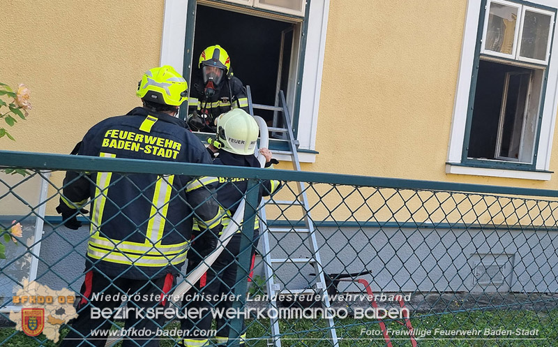 20250816_Wohnungsbrand in Baden Foto: Freiwillige Feuerwehr Baden-Stadt / Stefan Schneider