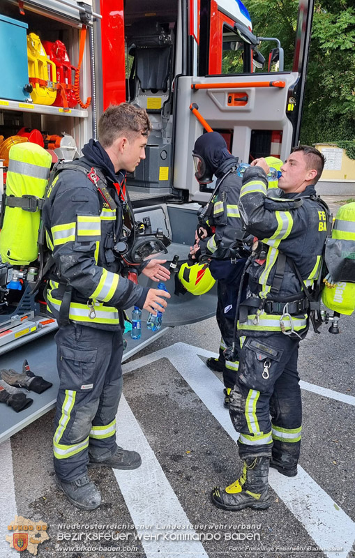 20250816_Wohnungsbrand in Baden Foto: Freiwillige Feuerwehr Baden-Stadt / Stefan Schneider