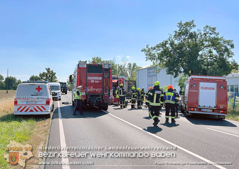 20250819_Verkehrsunfall auf der B17 zwischen Oeynhausen und Gnselsdorf  Foto: Freiwillige Feuerwehr Oeynhausen