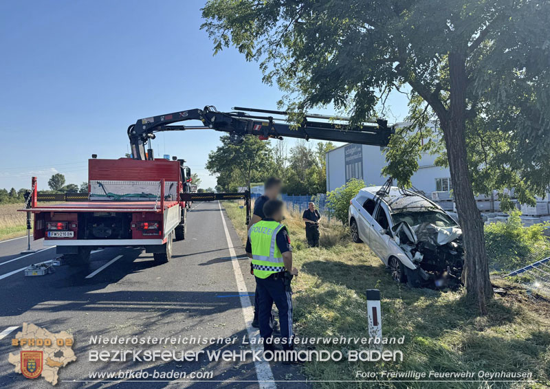 20250819_Verkehrsunfall auf der B17 zwischen Oeynhausen und Gnselsdorf  Foto: Freiwillige Feuerwehr Oeynhausen