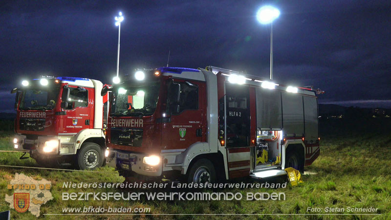 20250902_Pkw kollidiert mit Triebwagen der Aspangbahn in Günselsdorf Foto: Stefan Schneider BFKDO BADEN
