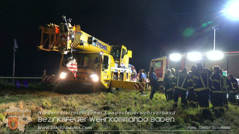 20250902_Pkw kollidiert mit Triebwagen der Aspangbahn in Günselsdorf Foto: Stefan Schneider BFKDO BADEN