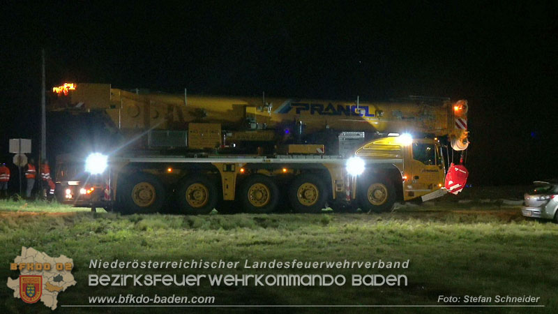 20250902_Pkw kollidiert mit Triebwagen der Aspangbahn in Günselsdorf Foto: Stefan Schneider BFKDO BADEN