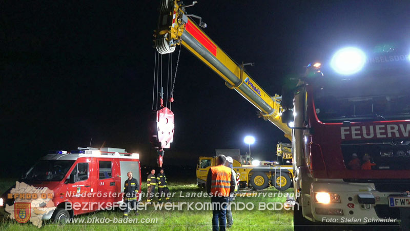 20250902_Pkw kollidiert mit Triebwagen der Aspangbahn in Günselsdorf Foto: Stefan Schneider BFKDO BADEN