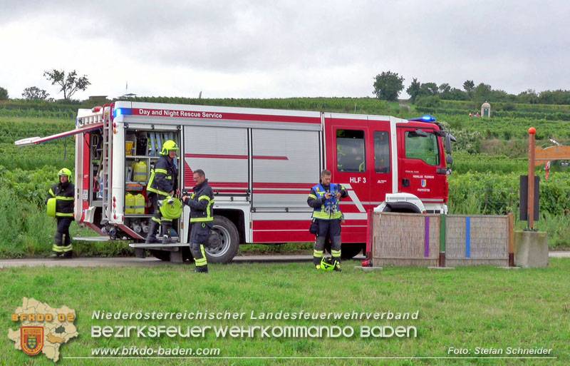 20250913_Brand eines Stromerzeugers in den Weingärten bei Pfaffstätten Foto: Stefan Schneider 20250913_Brand eines Stromerzeugers in den Weingärten bei Pfaffstätten Foto: Stefan Schneider