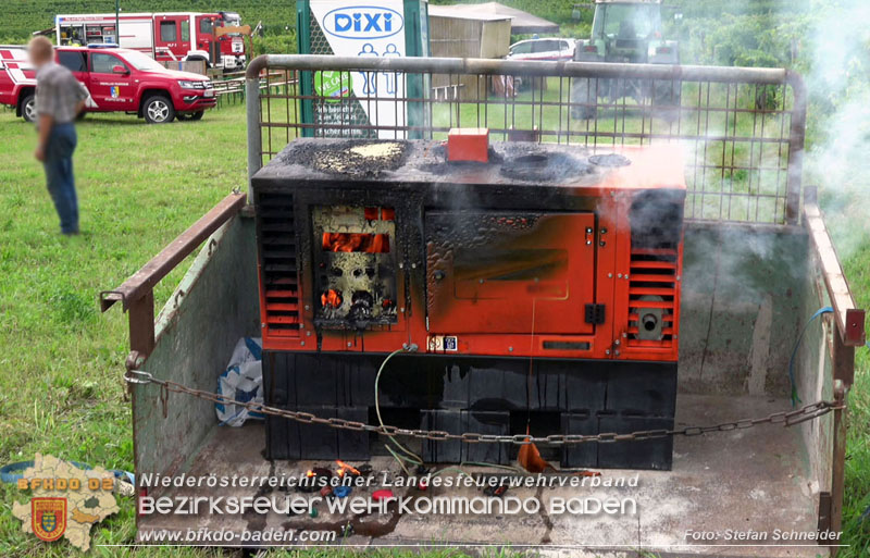 20250913_Brand eines Stromerzeugers in den Weingärten bei Pfaffstätten Foto: Stefan Schneider 20250913_Brand eines Stromerzeugers in den Weingärten bei Pfaffstätten Foto: Stefan Schneider