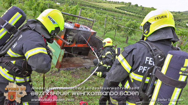 20250913_Brand eines Stromerzeugers in den Weingärten bei Pfaffstätten Foto: Stefan Schneider 20250913_Brand eines Stromerzeugers in den Weingärten bei Pfaffstätten Foto: Stefan Schneider