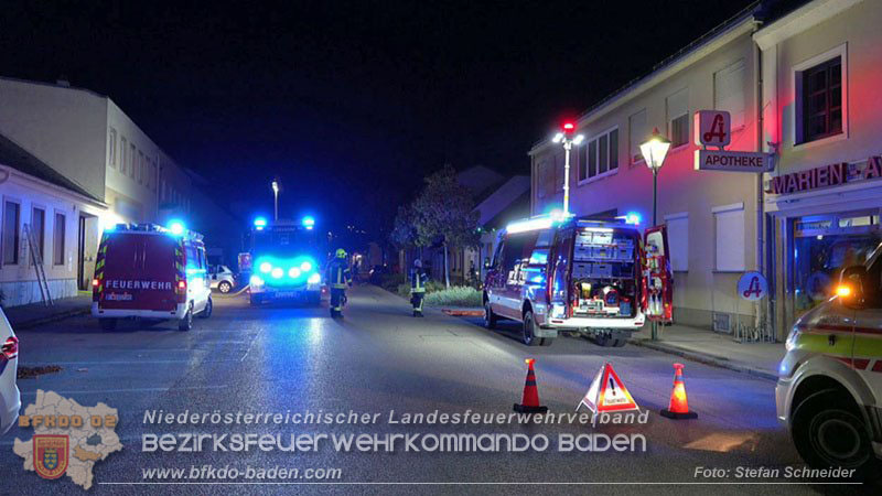 20250921_Nchtlicher Brand in Baden Ortsteil Leesdorf  Foto: Stefan Schneider BFKDO BADEN