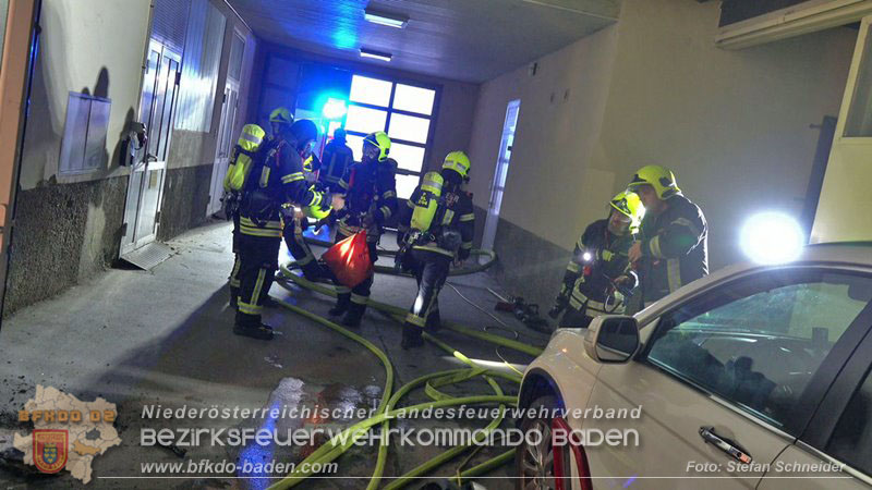 20250921_Nchtlicher Brand in Baden Ortsteil Leesdorf  Foto: Stefan Schneider BFKDO BADEN