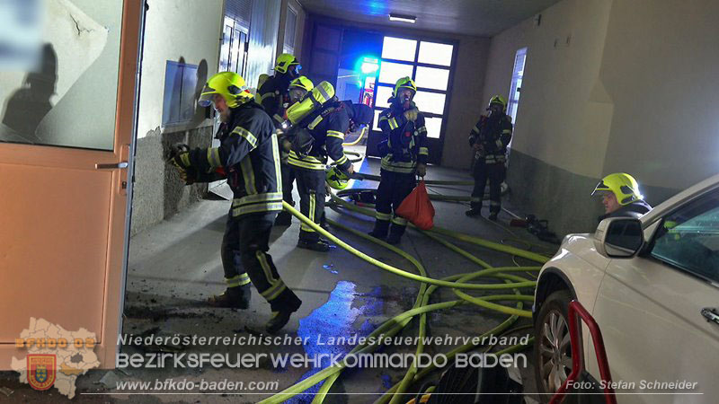 20250921_Nchtlicher Brand in Baden Ortsteil Leesdorf  Foto: Stefan Schneider BFKDO BADEN