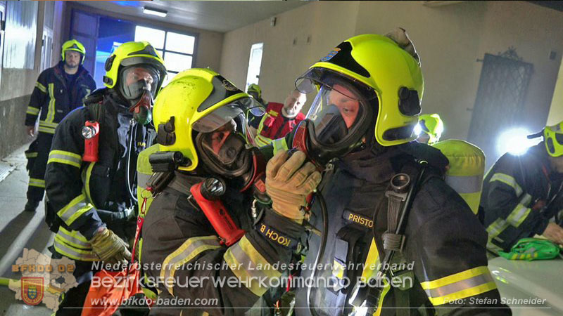 20250921_Nchtlicher Brand in Baden Ortsteil Leesdorf Foto: Stefan Schneider BFKDO BADEN