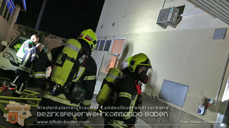 20250921_Nchtlicher Brand in Baden Ortsteil Leesdorf Foto: Stefan Schneider BFKDO BADEN