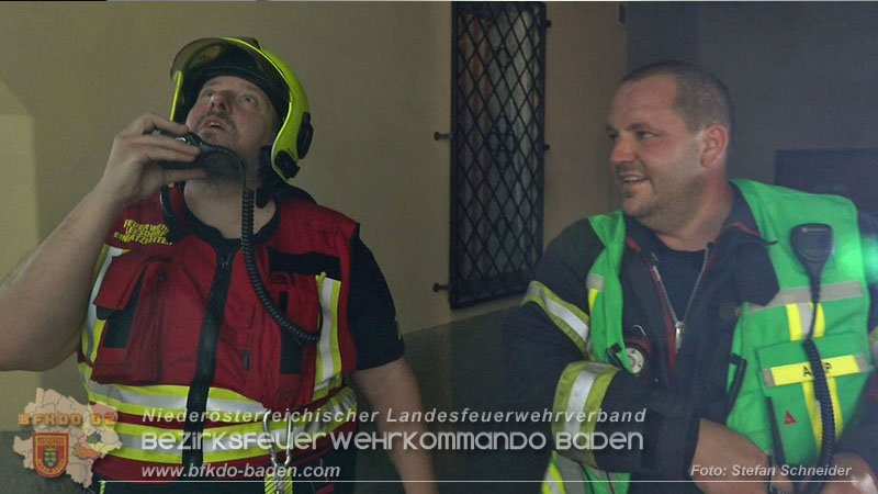 20250921_Nchtlicher Brand in Baden Ortsteil Leesdorf Foto: Stefan Schneider BFKDO BADEN