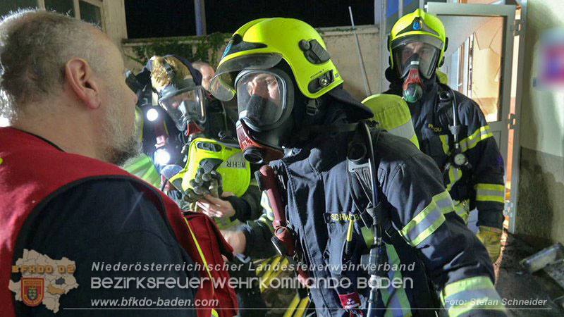 20250921_Nchtlicher Brand in Baden Ortsteil Leesdorf Foto: Stefan Schneider BFKDO BADEN