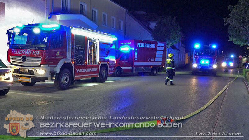 20250921_Nchtlicher Brand in Baden Ortsteil Leesdorf Foto: Stefan Schneider BFKDO BADEN