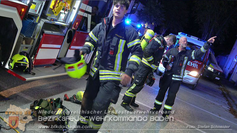20250921_Nchtlicher Brand in Baden Ortsteil Leesdorf Foto: Stefan Schneider BFKDO BADEN
