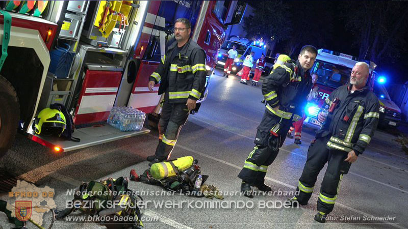 20250921_Nchtlicher Brand in Baden Ortsteil Leesdorf Foto: Stefan Schneider BFKDO BADEN