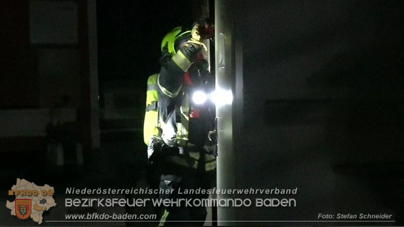 20250921_Nchtlicher Brand in Baden Ortsteil Leesdorf Foto: Stefan Schneider BFKDO BADEN