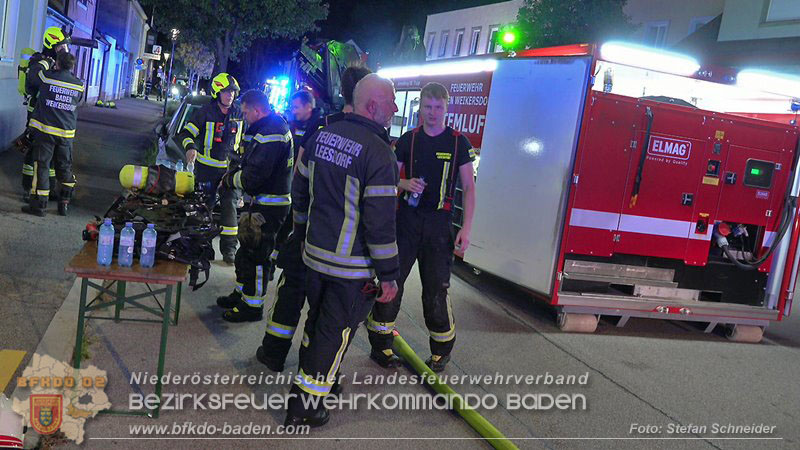 20250921_Nchtlicher Brand in Baden Ortsteil Leesdorf Foto: Stefan Schneider BFKDO BADEN