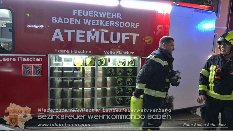 20250921_Nchtlicher Brand in Baden Ortsteil Leesdorf Foto: Stefan Schneider BFKDO BADEN