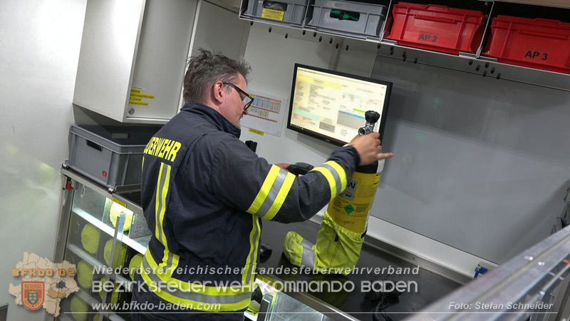 20250921_Nchtlicher Brand in Baden Ortsteil Leesdorf Foto: Stefan Schneider BFKDO BADEN