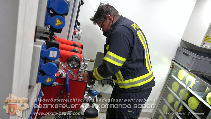 20250921_Nchtlicher Brand in Baden Ortsteil Leesdorf Foto: Stefan Schneider BFKDO BADEN